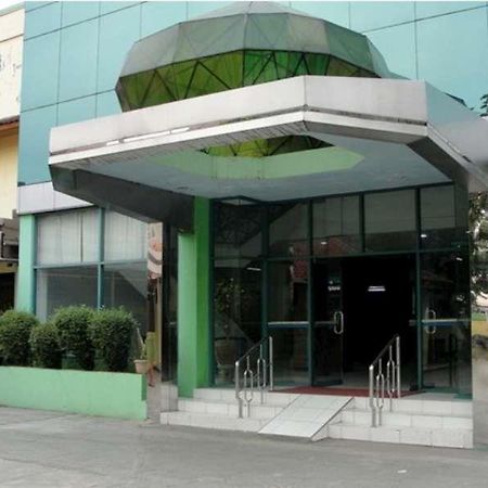 胡萨过境酒店 雅加达 外观 照片